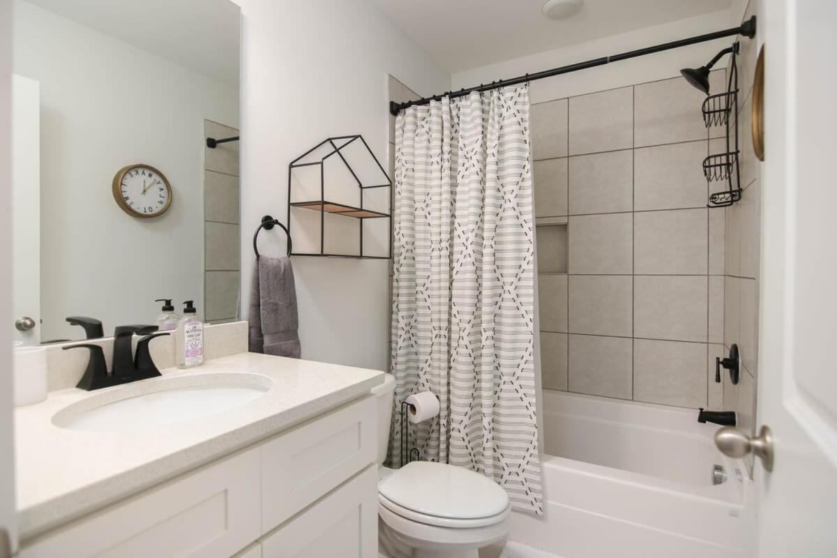 Southern Charming New Home Mins To Beach & Dwntn Charleston Zewnętrze zdjęcie